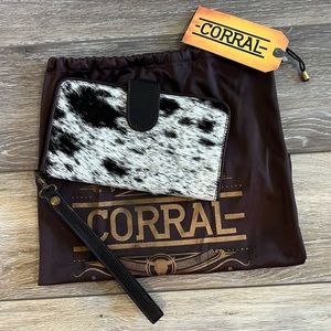 NWT Corral Boots cowhide leather wristlet wallet boho western